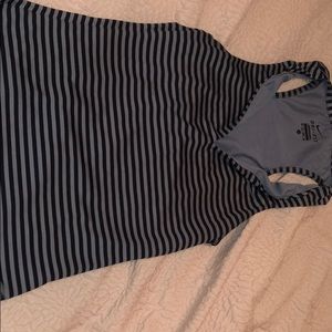 Nike dry-fit workout top